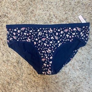 🌼 3/15 Victoria’s Secret hiphugger/hipster